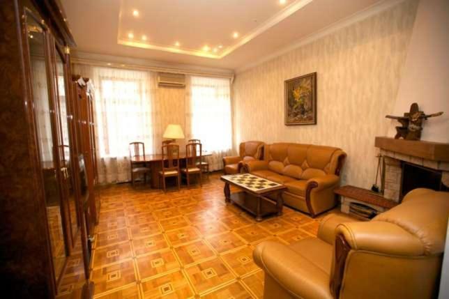 Flat in the city center Apartment โอเดสซา ภายนอก รูปภาพ